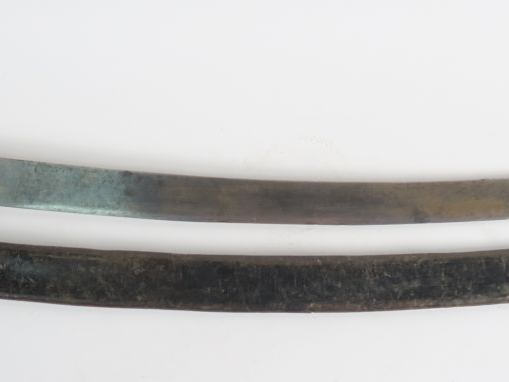 Sabre briquet modèle 1767, lame courbe plate à dos plat marqué en curs