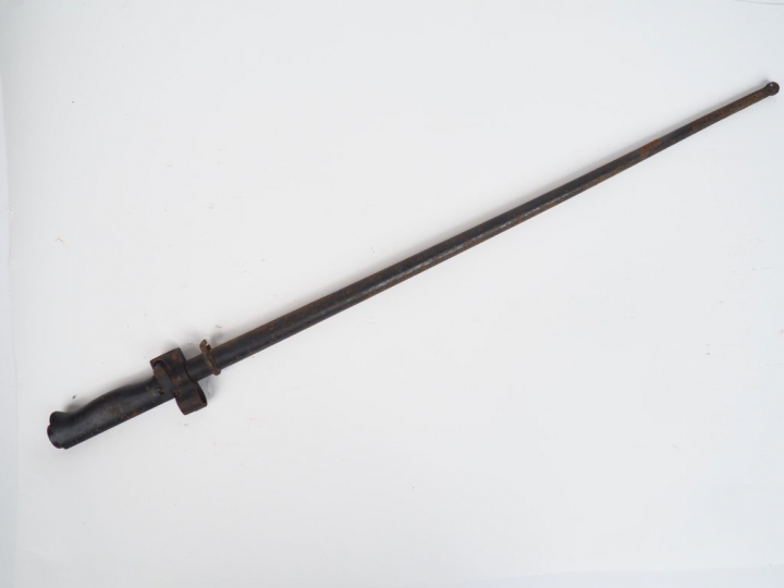 Baïonnette de fusil lebel modèle 1886/93/15 sans quillon, poignée bron