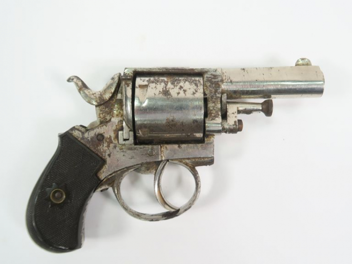 Revolver Belge « British Bulldog » en calibre 380, canon rond, pontet,