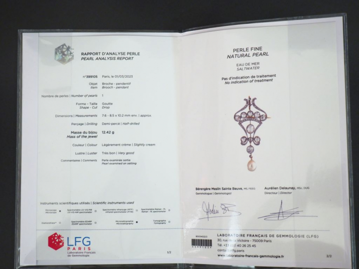 Broche/pendentif XIXème ajourée en or jaune, sertie de diamants taillé