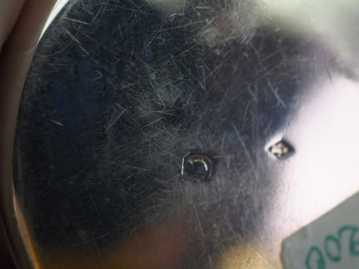 Ensemble comprenant :  - une timbale en argent, poinçon Minerve.  Marq