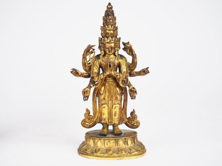 Chine,, XVII-XVIIIe siècle,  Sujet en bronze doré représentant Avaloki