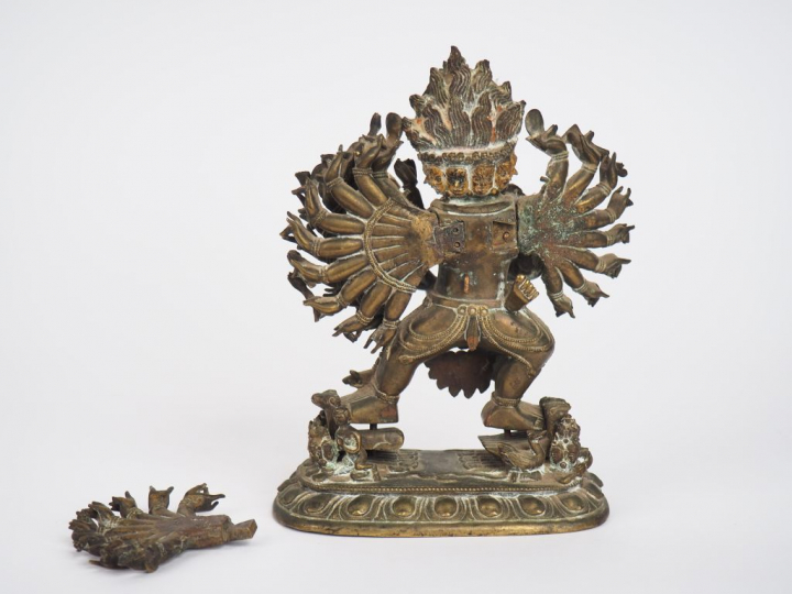 Tibet, début Xxe siècle,  Statuette de Yamantaka en bronze doré et cui