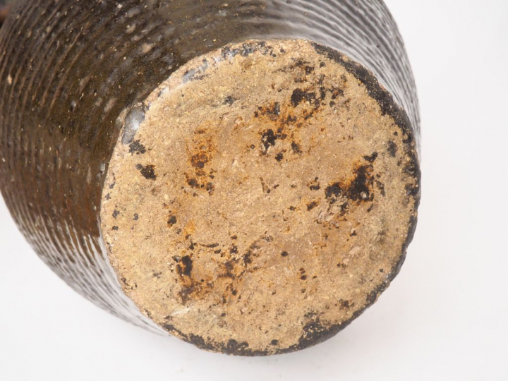 Chine, époque Yuan Importante jarre de type "cizhou" en céramique à dé