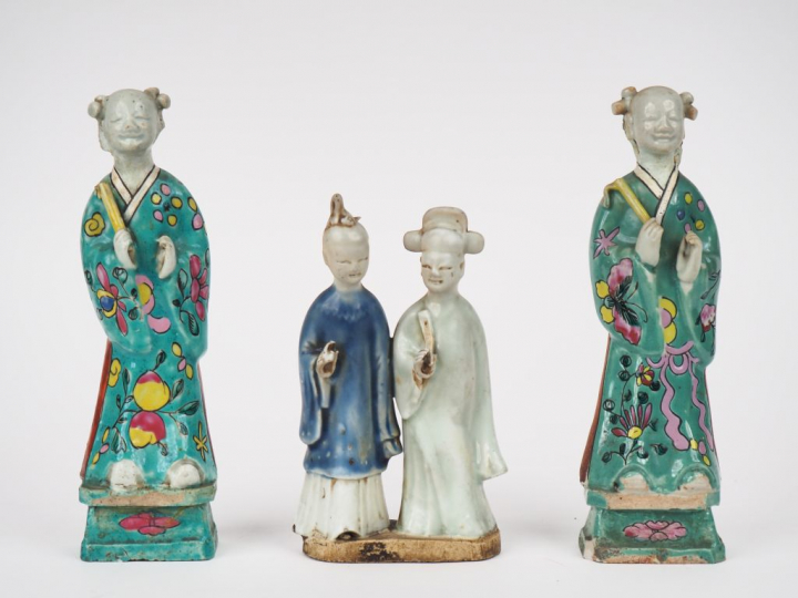 Chine, période Jiaqing (1796-1820) Ensemble en biscuit  comprenant deu