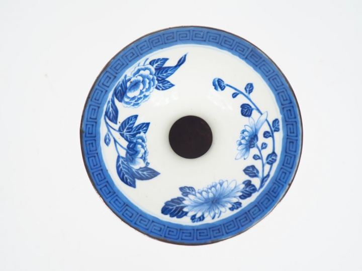 Chine pour le Vietnam, fin de la dynastie des Qing  Important crachoir