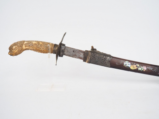 Vente aux enchères Indochine vers 1900, Travail de Nam Dinh,  Sabre avec fourreau en bois
