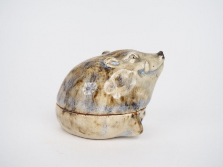 Japon, période Meiji (1868-1912) Boîte à thé en céramique émaillée bei