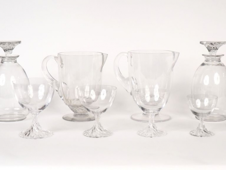 LALIQUE France. Partie de Service de verre modèle "Rambouillet". Compr