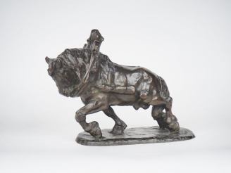 Vente aux enchères José CARDONA. "Percheron". Sculpture en bronze à patine brune. Signée,