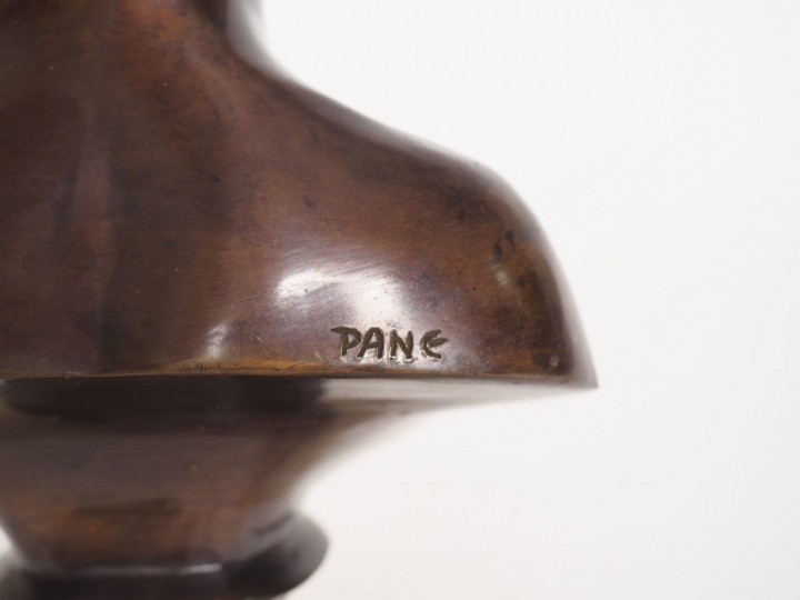Sculpture en bronze et albâtre, "portrait de fillette en buste". H. (a