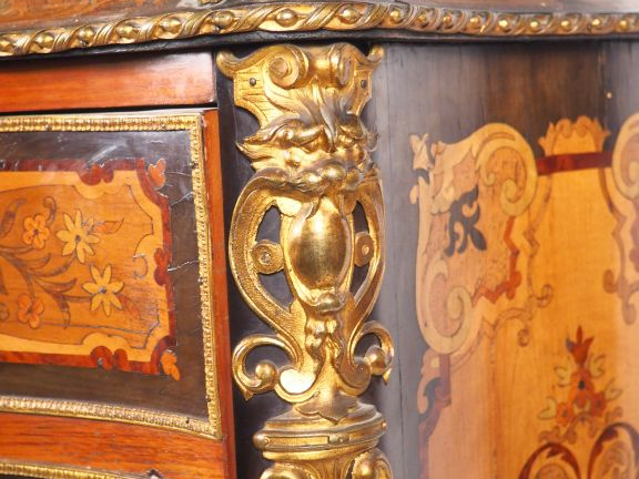 Semainier Napoléon III de style Louis XV en marqueterie, à décor de fl