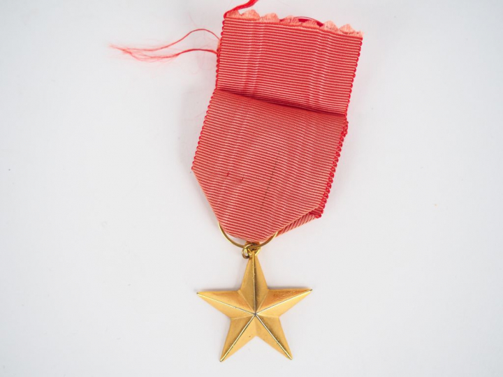 Belle décoration de héros de l’union soviétique, belle étoile uniface 