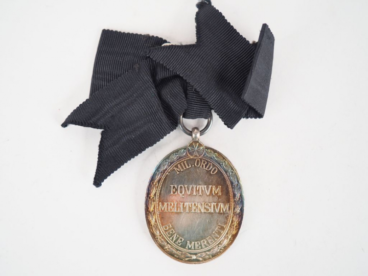 Médaille de l’ordre souverain de SAINT-JEAN de JÉRUSALEM ou de MALTE d
