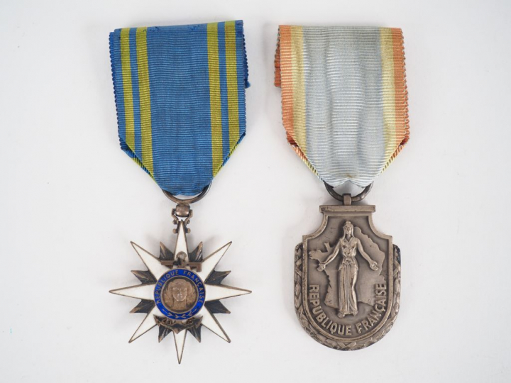 Belle étoile de chevalier du mérite maritime (marine marchande) module