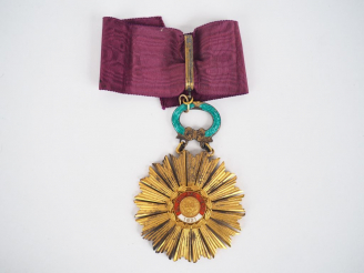 Vente aux enchères Belle étoile de commandeur de l’ordre péruvien du soleil étoile rayonn