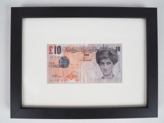 Vente aux enchères BANKSY. "DI-Faced Tenner". Estampe avec son certificat d'authenticité.