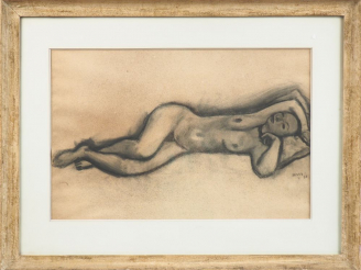 Vente aux enchères Georges KARS. "Nu allongé". Dessin au fusain, signé en bas à droite et