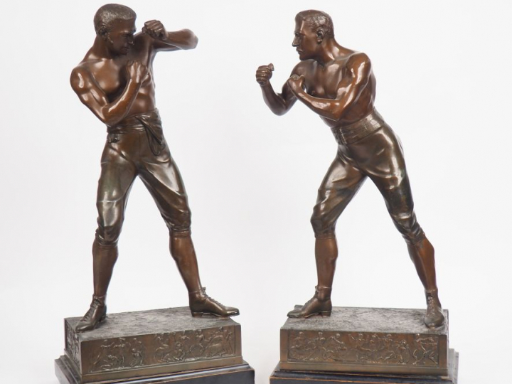 Max Arthur WAAGEN. "Les boxeurs". Paire de sculptures en régule à pati