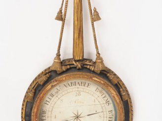 Vente aux enchères Baromètre Louis XVI en bois sculpté et doré à décor ajouré de nœuds de