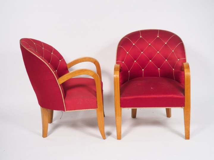Paire de fauteuils bridge Art Déco en bois fruitier, garniture de tiss