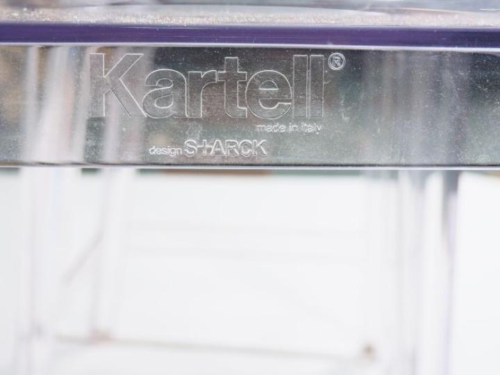 Philippe STARCK (d'après). Paire de tabourets de bar en plexi glass. E