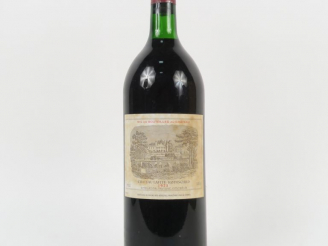 Vente aux enchères 1 MAGNUM CHÂTEAU LAFITE ROTHSCHILD 1er GCC PAUILLAC - 1973 - ETLT