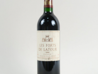 Vente aux enchères 1 BOUTEILLE LES FORTS DE LATOUR PAUILLAC - 1992 - ETLT
