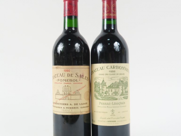 2 BOUTEILLES : 1 CHÂTEAU CARBONNIEUX GCC GRAVES 1988 - 1 CHÂTEAU DE SA