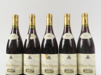 Vente aux enchères 5 BOUTEILLES AUXEY DURESSES DOMAINE BERNARD DELAGRANGE - 1985