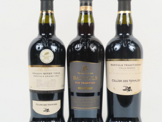 Vente aux enchères 3 BOUTEILLES BANYULS : 1 'VIEILLE RÉSERVE' - 1 CUVÉE PRESTIGE 'HENRY V