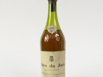 Vente aux enchères 1 BOUTELLE CÔTES DU JURA JEAN MACLE - 1983 - NIVEAU BAS