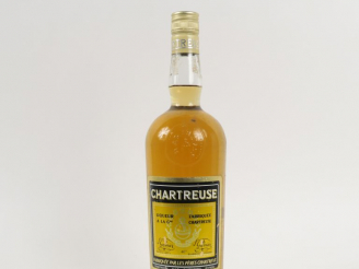 Vente aux enchères 1 BOUTEILLE CHARTREUSE JAUNE TARRAGONE PÉRIODE 1973-1985