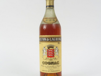 Vente aux enchères 1 VIEILLE BOUTEILLE COGNAC GASTON DE LAGRANGE - CAPS ÉTAIN/NIVEAU BAS