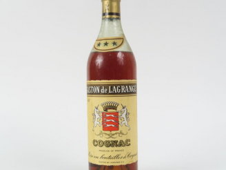 Vente aux enchères 1 VIEILLE BOUTEILLE COGNAC GASTON DE LAGRANGE - CAPS ÉTAIN/NIVEAU BAS