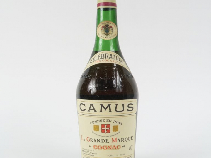 1 VIEILLE BOUTEILLE COGNAC CAMUS LA GRANDE MARQUE 'CELEBRATION' - PAPI