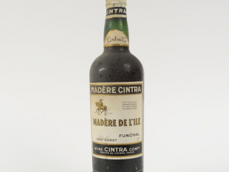 Vente aux enchères 1 VIEILLE BOUTEILLE MADÈRE DE L'ILE CINTRA - CAPS ÉTAIN
