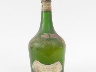 Vente aux enchères 1 TRÈS VIEILLE BOUTEILLE LIQUEUR DIGESTIVE 'FAUSTINE' A. MEUNIER   FIL