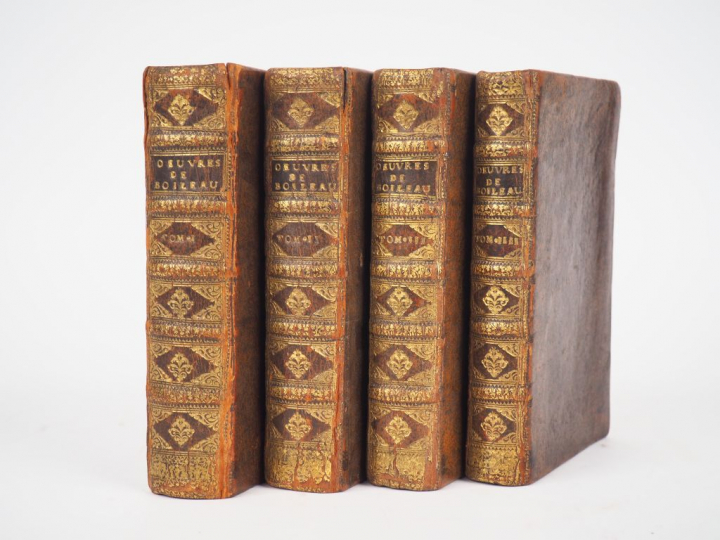 BOILEAU (Nicolas). OEUVRES. Amsterdam, Changuion, 1729. Quatre volumes