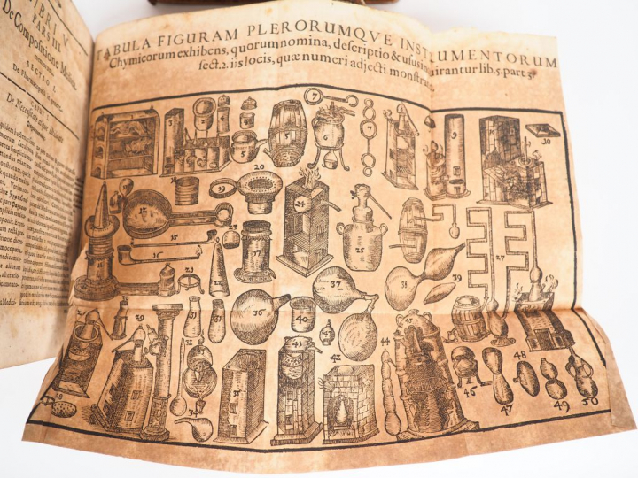 [MÉDECINE]. SENNERT (D.). INSTITUTIONUM MEDICINAE LIBRI V. Wittemberg,