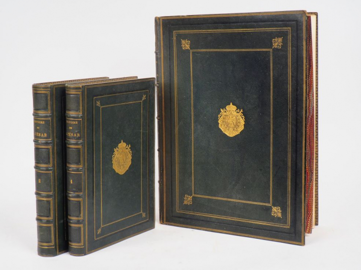 NAPOLÉON III. HISTOIRE DE JULES CÉSAR. Paris, Plon, 1865-66. Deux tome