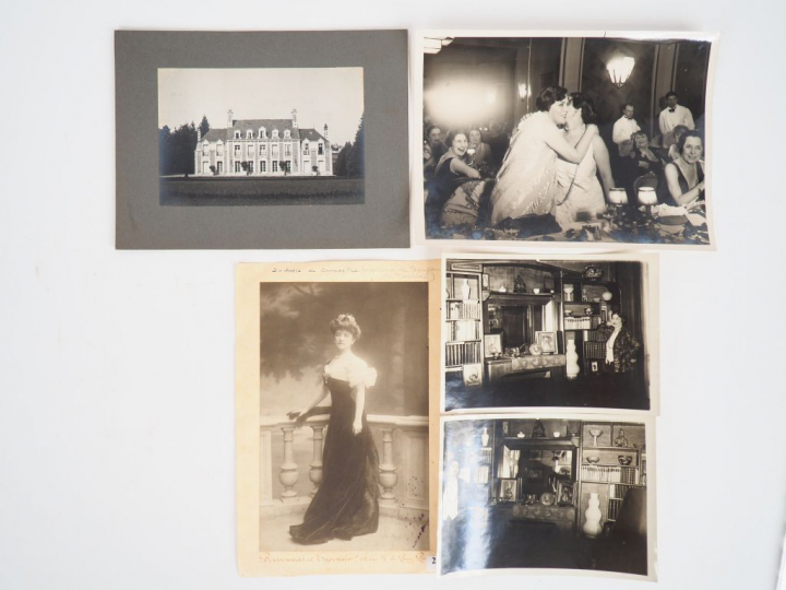 [PHOTOGRAPHIE]. BEL ENSEMBLE DE 26 PHOTOGRAPHIES DE RENÉE DE BRIMONT (