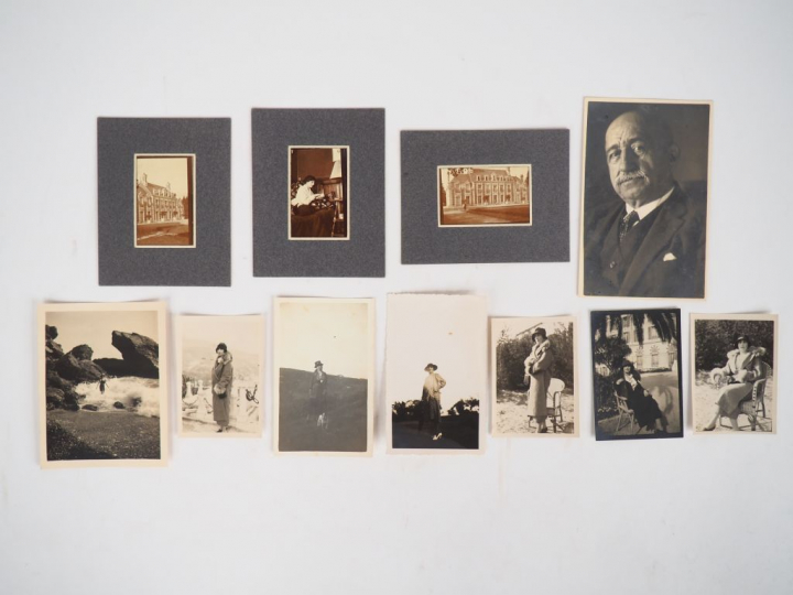 [PHOTOGRAPHIE]. BEL ENSEMBLE DE 26 PHOTOGRAPHIES DE RENÉE DE BRIMONT (