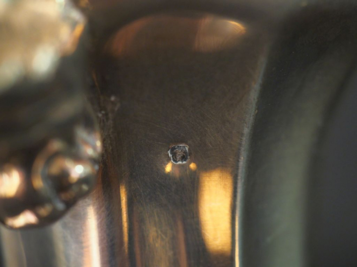 Verseuse Napoléon III en argent, poinçon Minerve. Poids tel : 530 g   