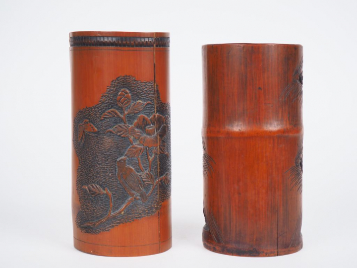 Porte-pinceaux cylindriques en bambou décor de pavillons arborés parmi