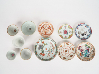 Vente aux enchères Chine, XVIIIe-XIXe et Japon XXe siècle,  Ensemble en porcelaine et éma