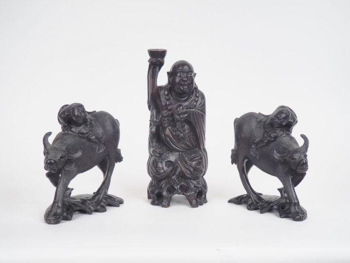 Chine du Sud, Vietnam XXe siècle,  Ensemble comprenant trois groupes e