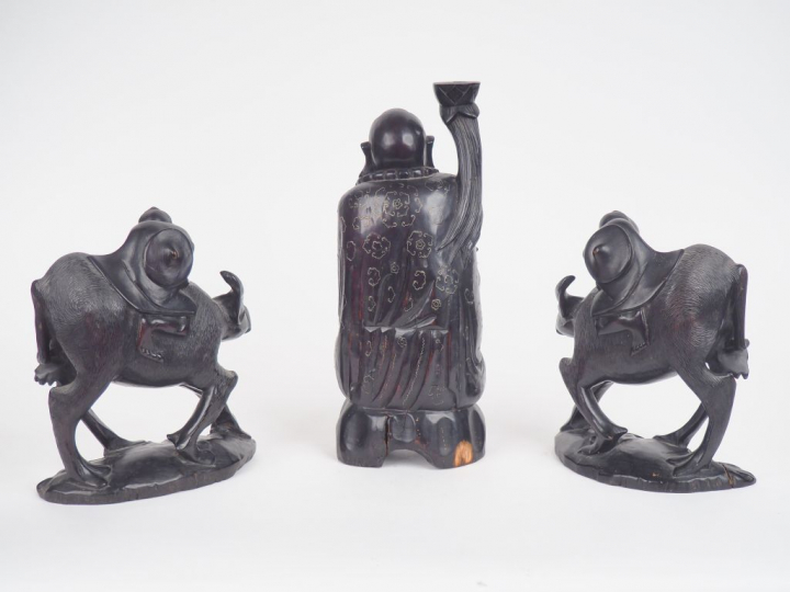 Chine du Sud, Vietnam XXe siècle,  Ensemble comprenant trois groupes e