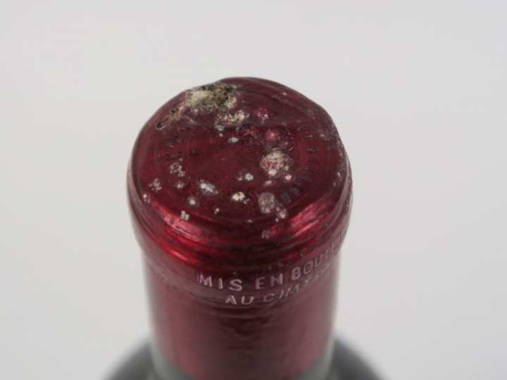1 BOUTEILLE CHÂTEAU PETRUS POMEROL - 1955 - HEP/CAPS LÉGER CORRODÉE ET