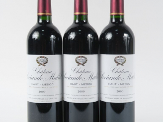 Vente aux enchères 3 BOUTEILLES CHÂTEAU SOCIANDO MALLET HAUT MEDOC - 2000